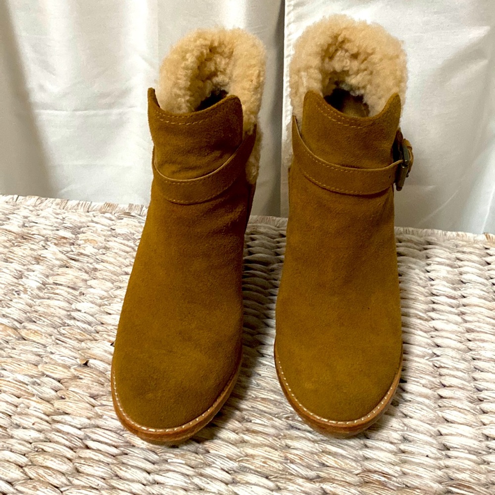 UGG suede shearling, high heeled, wedge snow boots